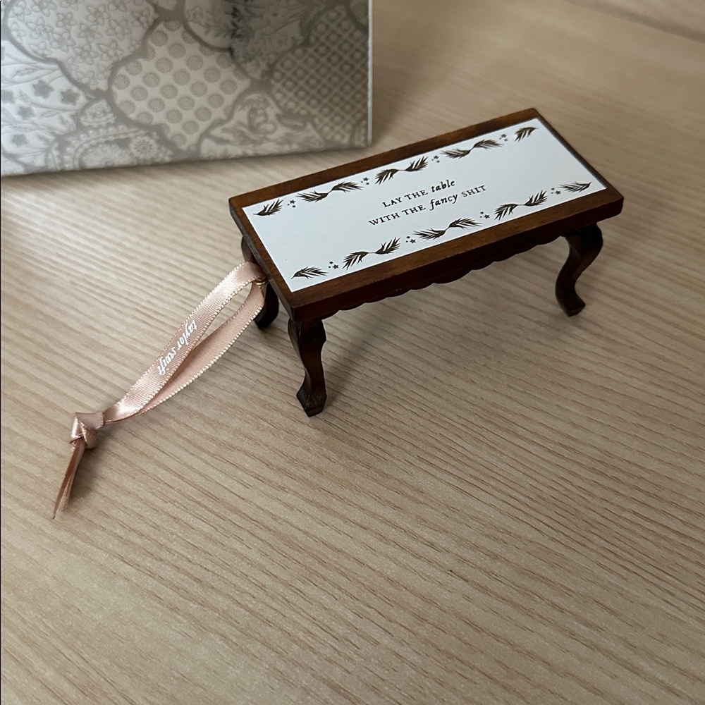 Taylor Swift Tolerate It Table Ornament